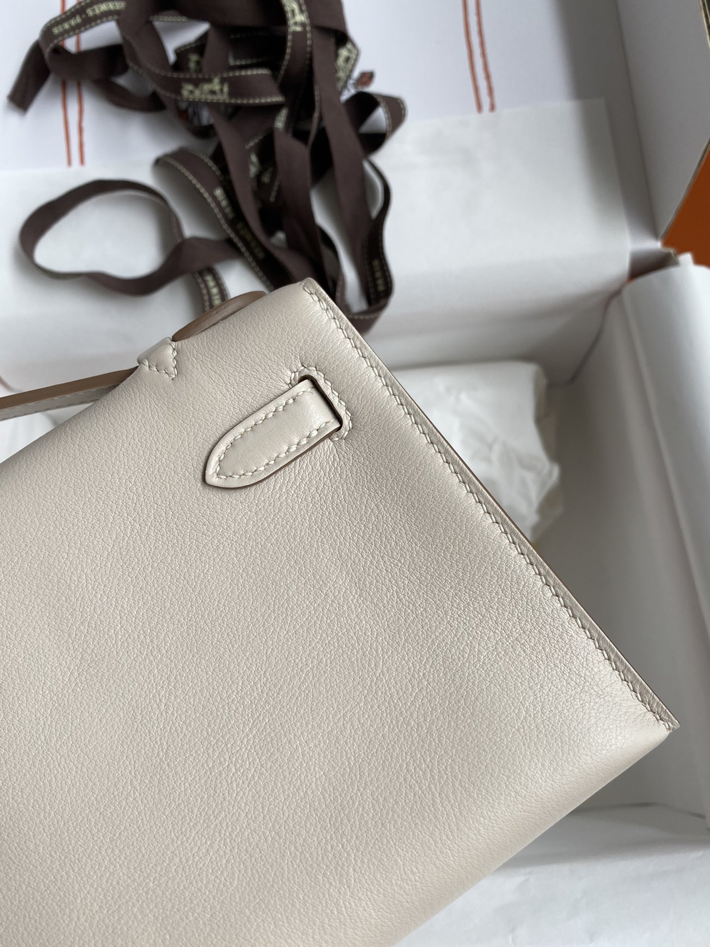 Hermes Mini Kelly Pochette 22cm Bag In White Swift Leather